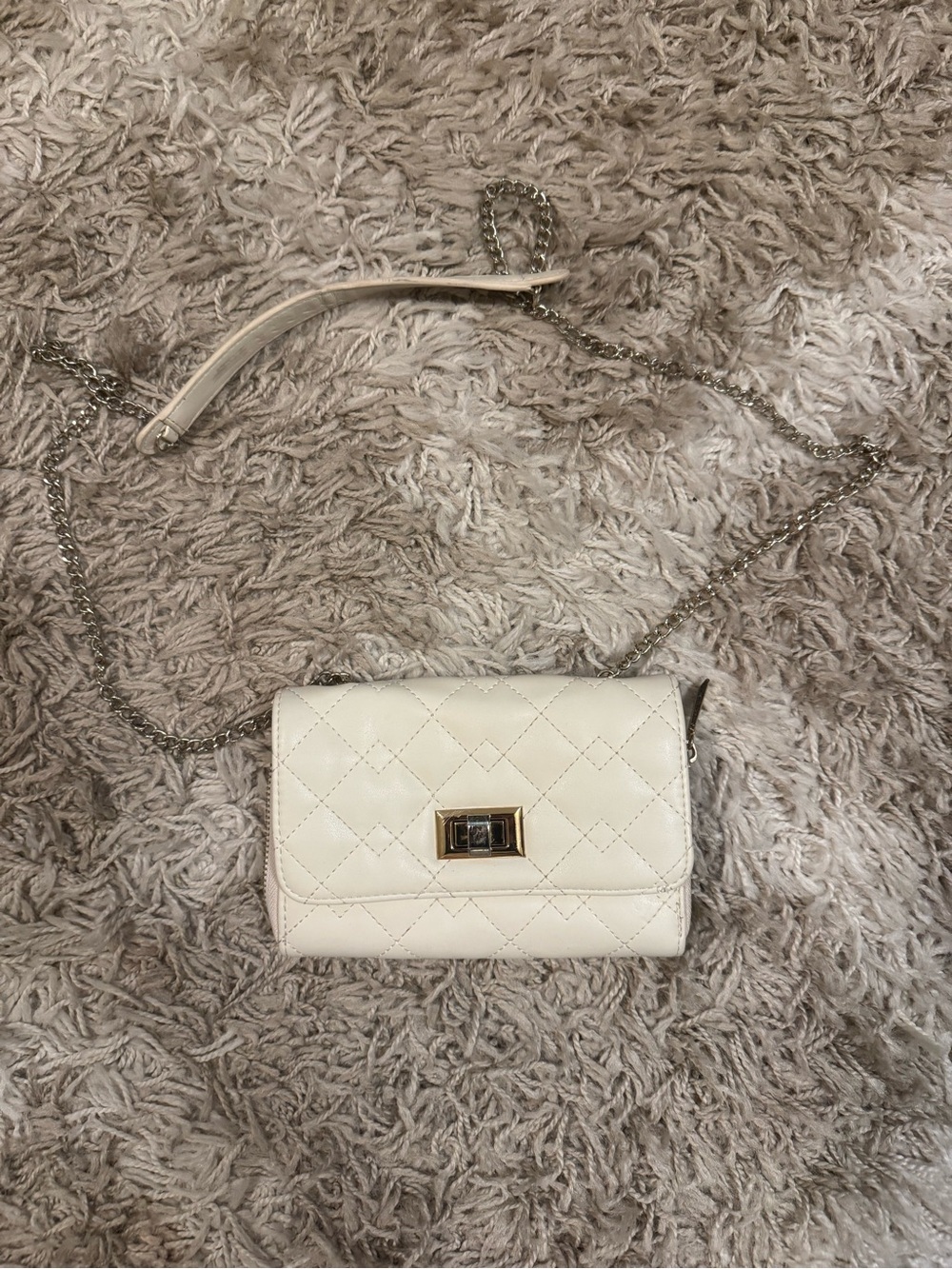 Quilted Cream Crossbody Bag with Chain Strap